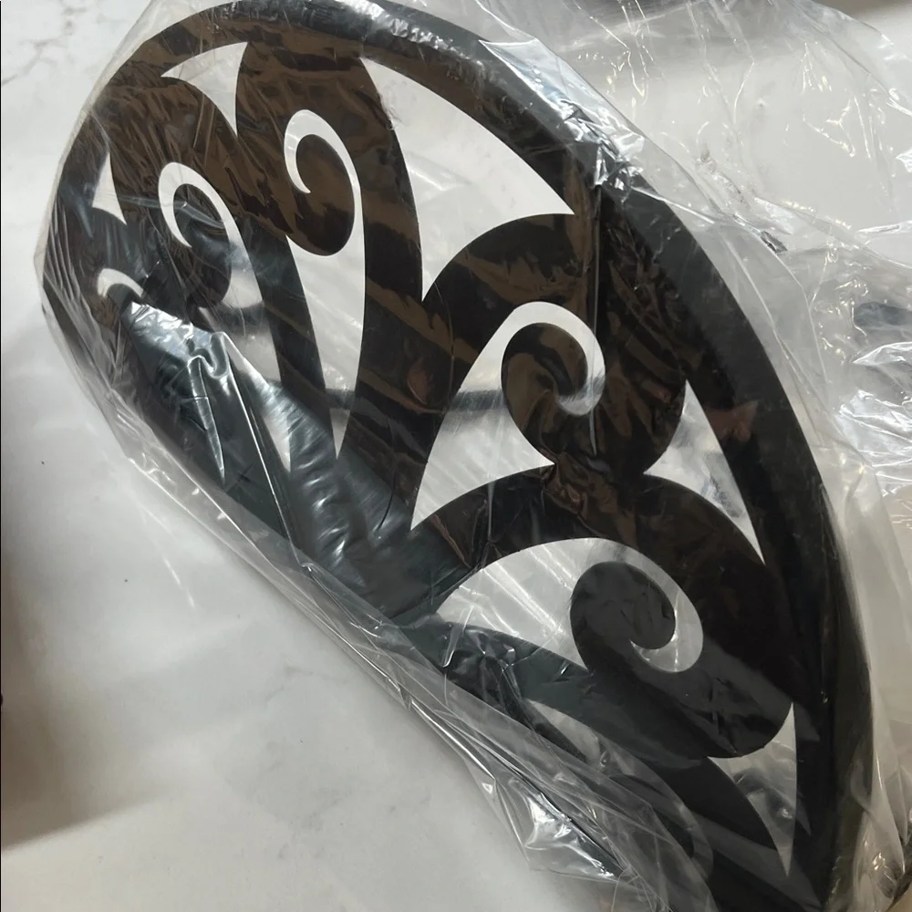Set of 2 Wall Shelves